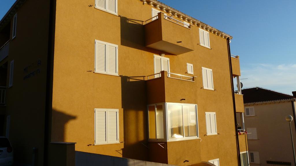 Sea View Apartment 察夫塔特 外观 照片